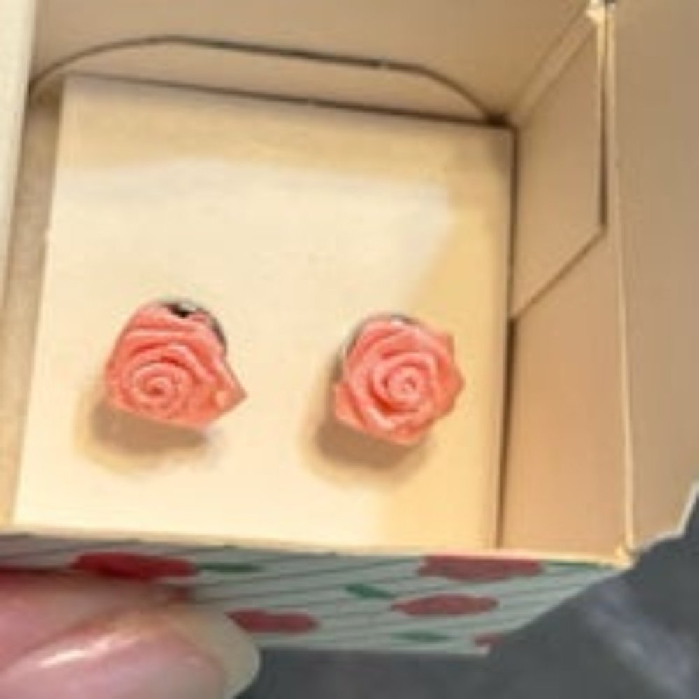 new pink rose earrings